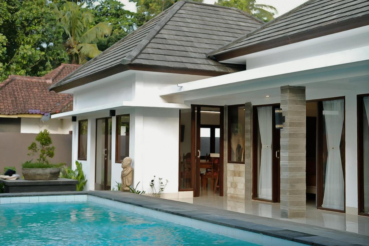 Villa Taloka Montongbuwoh ภายนอก รูปภาพ